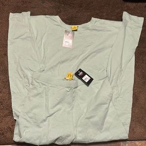 2 cute 2 piece top and bottom